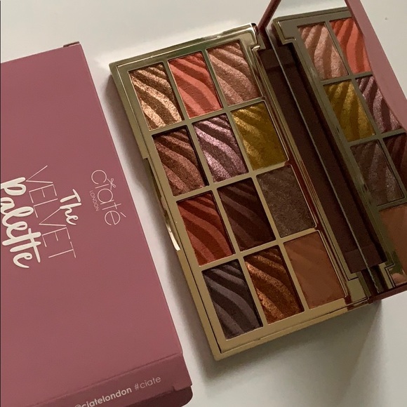 Ciate London 12-Pc🎨The Velvet Eyeshadow Palette Nude Natural No Makeup Pastel - Picture 6 of 13